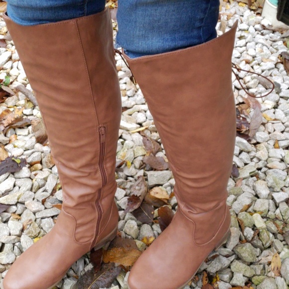 ๐Vegan Leather Tan Riding Boots ๐ - Picture 2 of 7